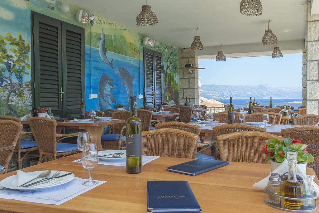 Guest House Lovric لومباردا المظهر الخارجي الصورة