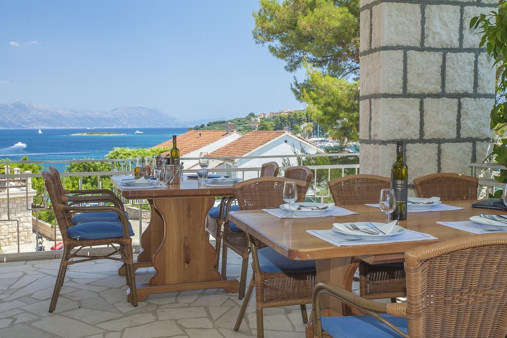 Guest House Lovric لومباردا المظهر الخارجي الصورة
