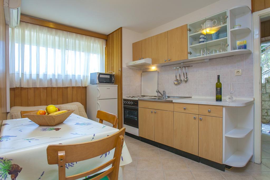 Guest House Lovric لومباردا الغرفة الصورة